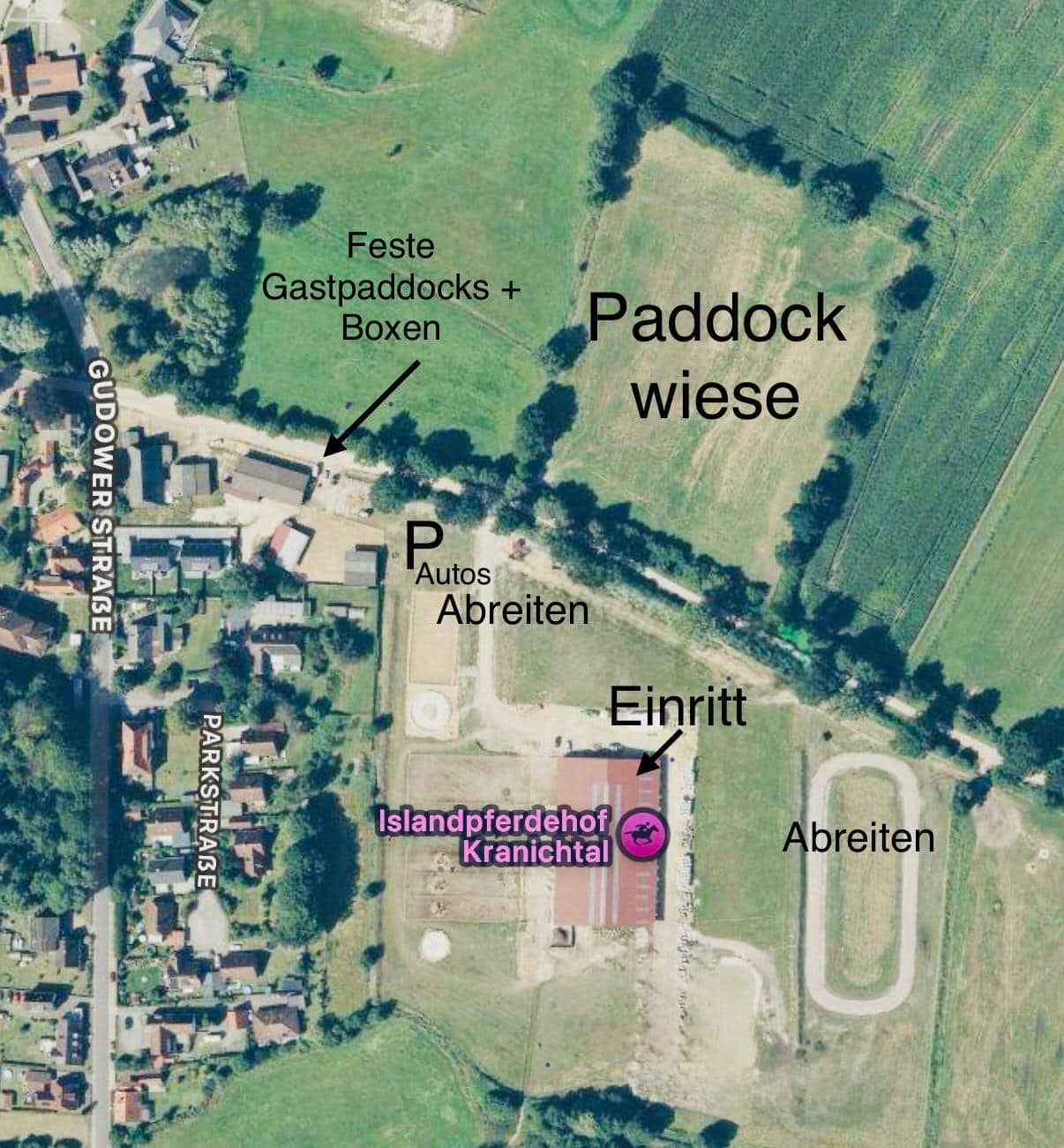 Luftbildplan des Islandpferdehofs Kranichtal mit Paddockwiese und Einritt